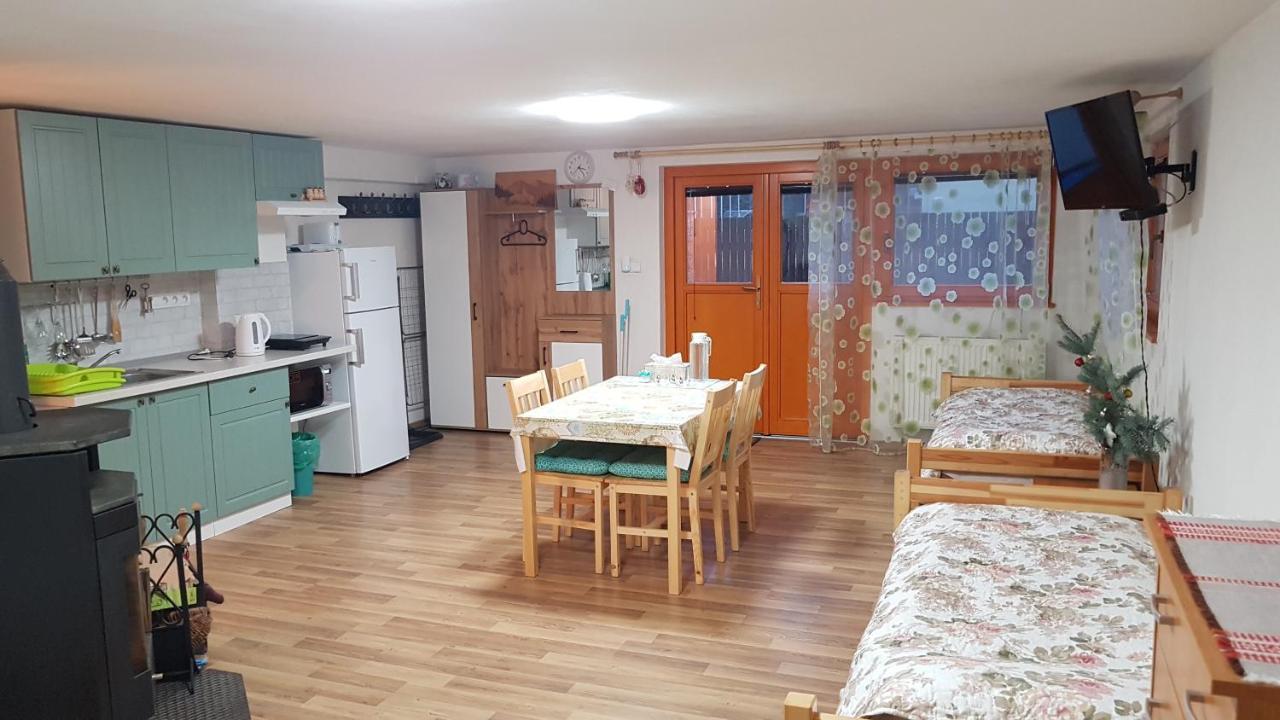Privat Nika Zavazna Poruba Exterior foto