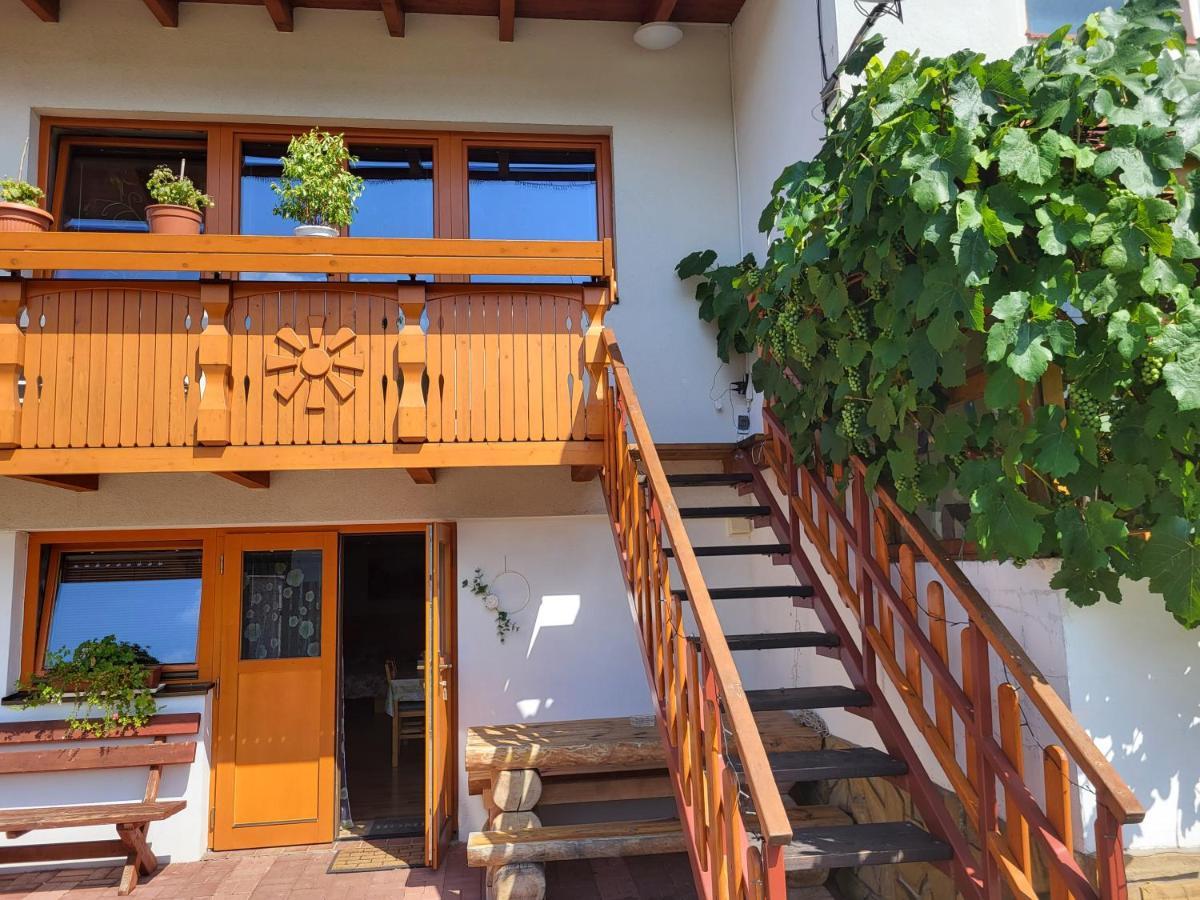 Privat Nika Zavazna Poruba Exterior foto